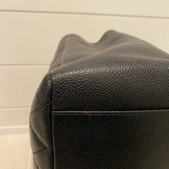 Chanel Grand Shopper - Picture 11 of 16